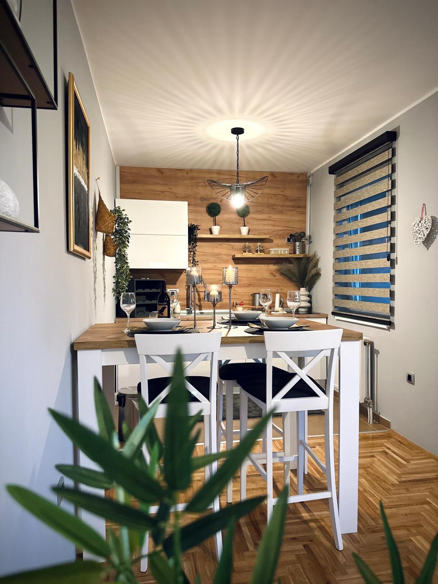 Top Apartman Sombor Esterno foto